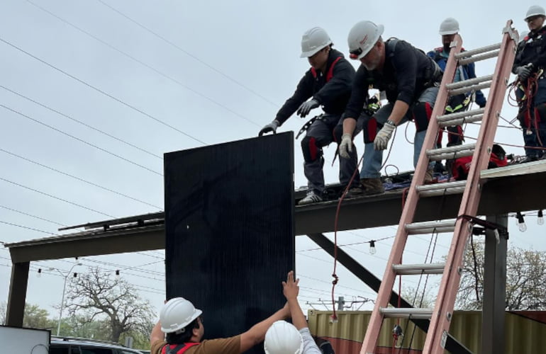 SolarEdge donates equipment for outdoor solar training center in Dallas